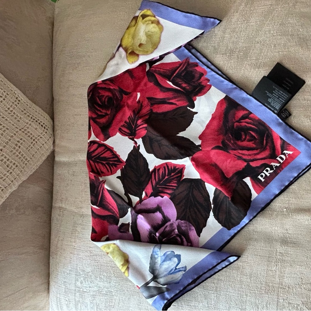 Prada Red and Purple Floral Scarf New W Box Original Wrapping Paper.Authentic - Picture 8 of 9